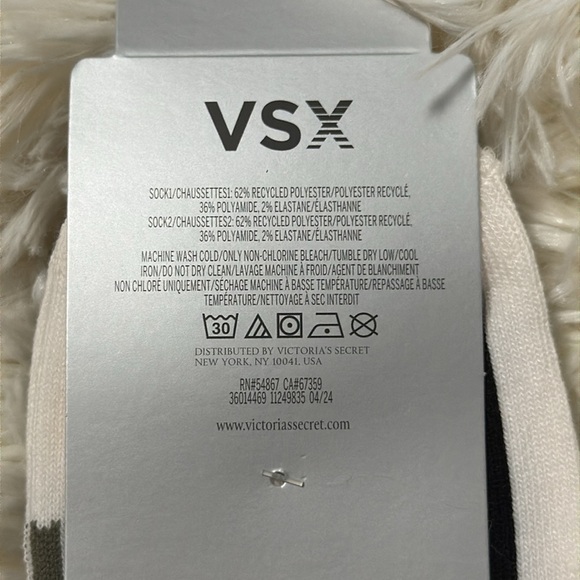 VS 2-pack Quarter Socks - Picture 3 of 3